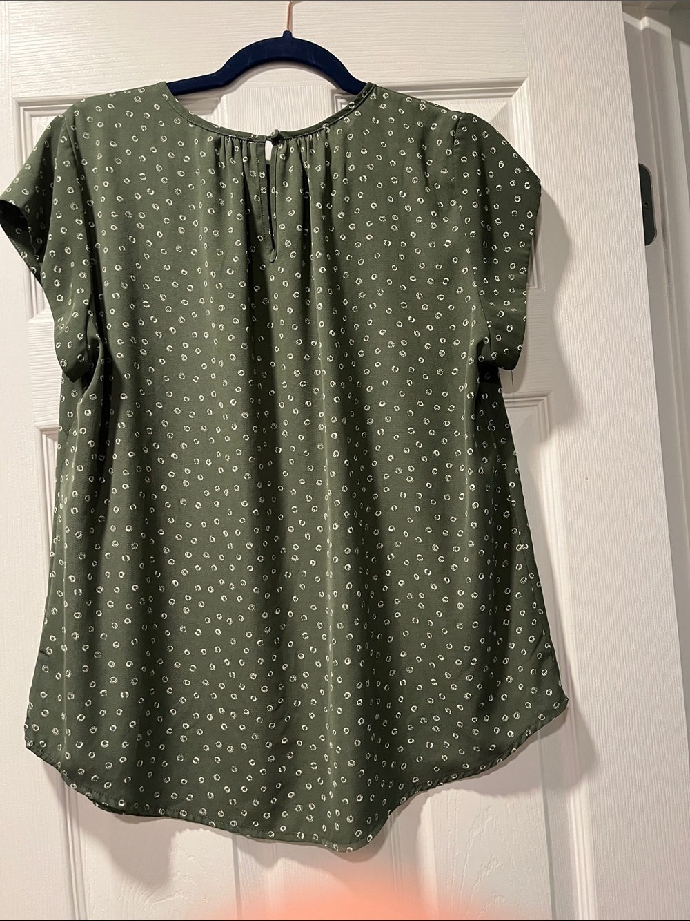 Women’s Olive Green Short Sleeve Blouse - Picture 4 of 5